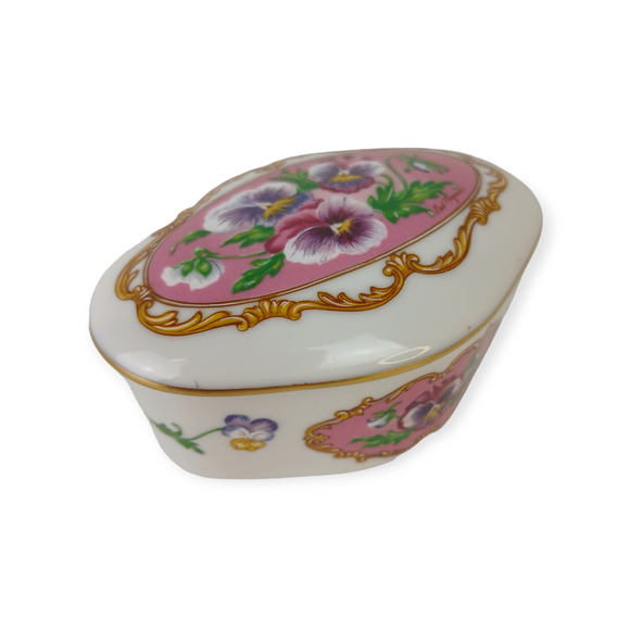 Heritage House VTG 1990 Love Songs to Remember -Hawaiian Wedding Song Music Box - Picture 2 of 7
